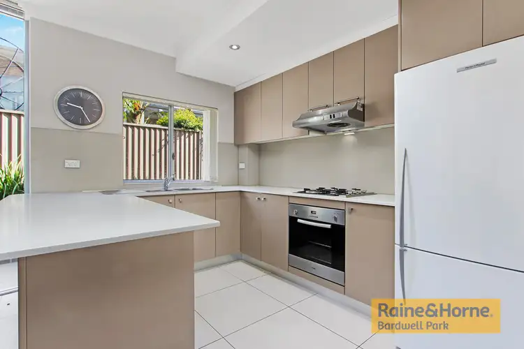 2/16 Myers Street, Roselands NSW 2196