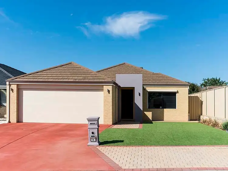 14 Cadoux Loop, Hocking WA 6065
