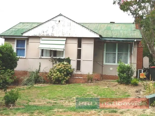 11 Batlow Avenue, Batlow NSW 2730