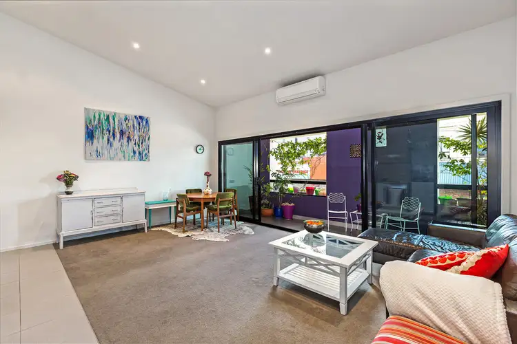 10/158 Barkly street, Footscray VIC 3011