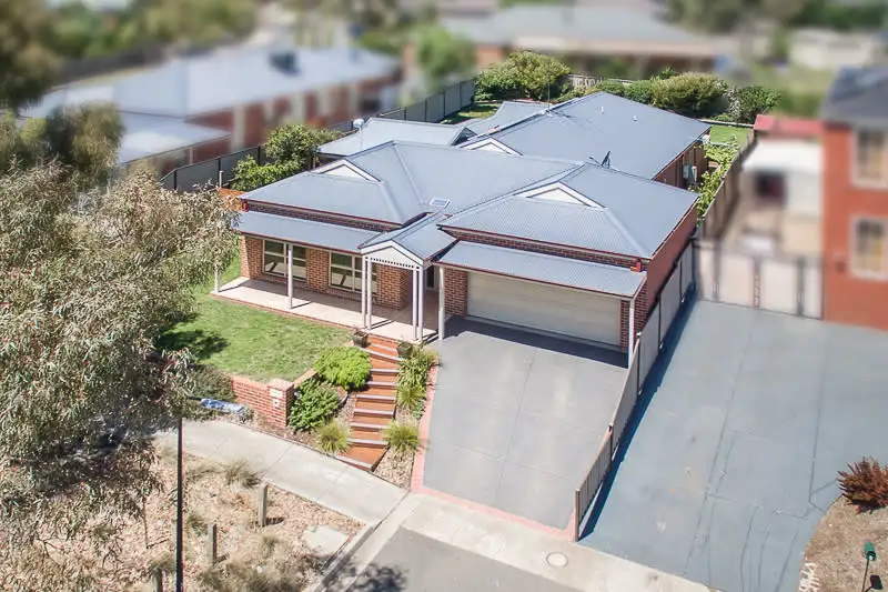 Main view of Homely house listing, 10 Red Robin Lane, Sunbury VIC 3429