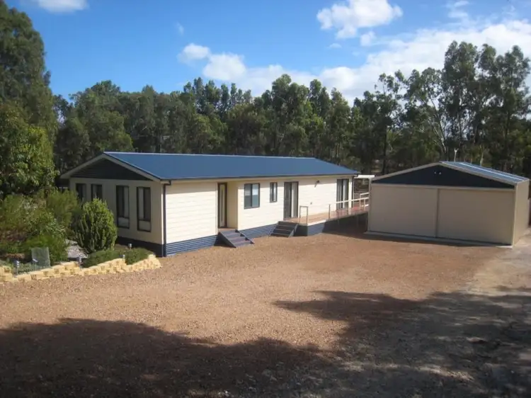 14 Jubilee Drive, Coffin Bay SA 5607