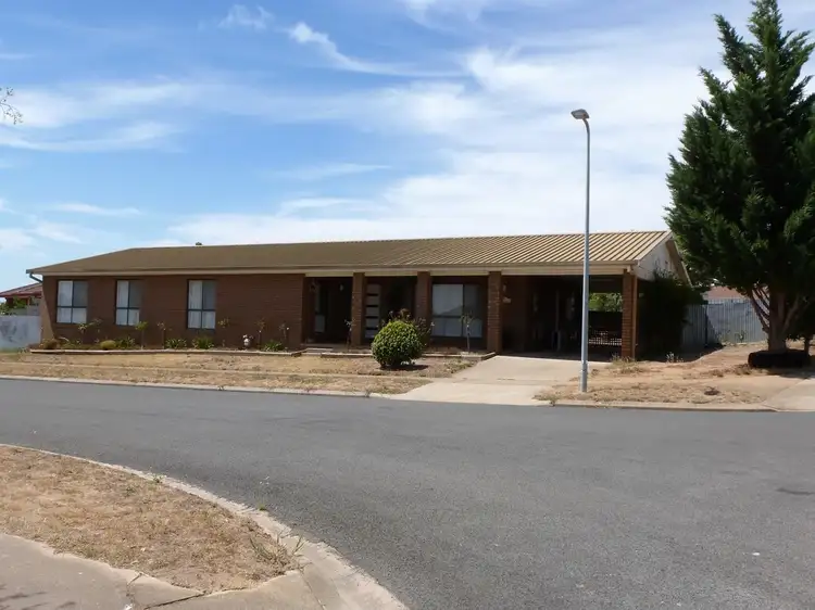 2-4 Lobelia Drive, Ararat VIC 3377
