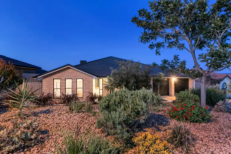 25 Esperance Boulevard, Seaford Rise SA 5169