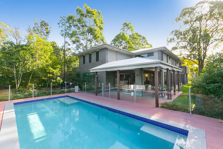 95 Tristania Rd, Chapel Hill QLD 4069