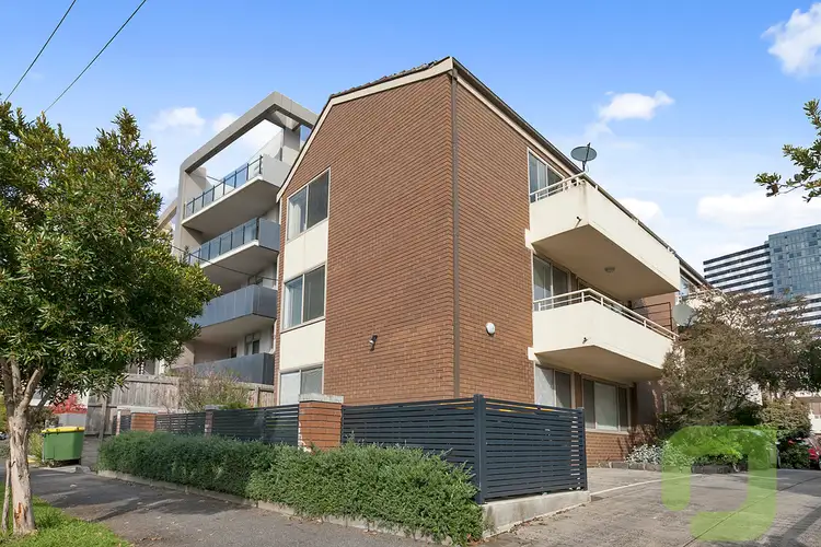 Sixth view of Homely apartment listing, 2/117 Manningham Street, Parkville VIC 3052