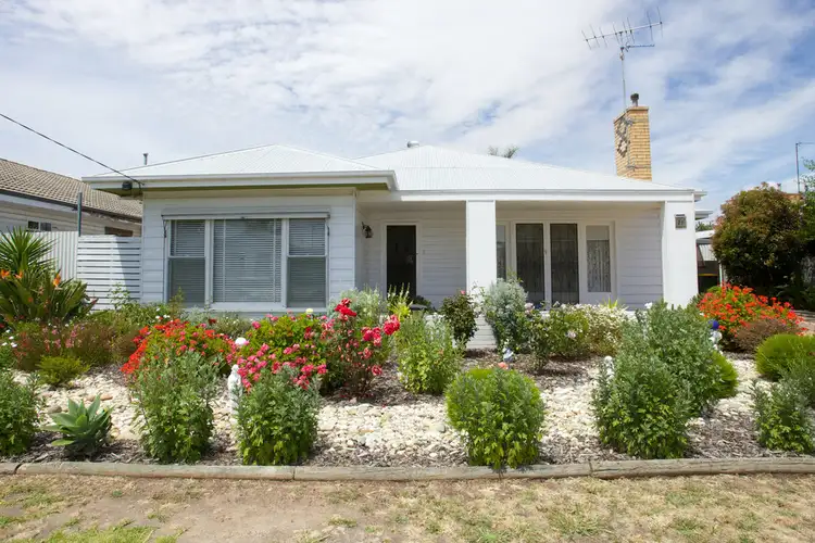 25 Laurel Street, Horsham VIC 3400