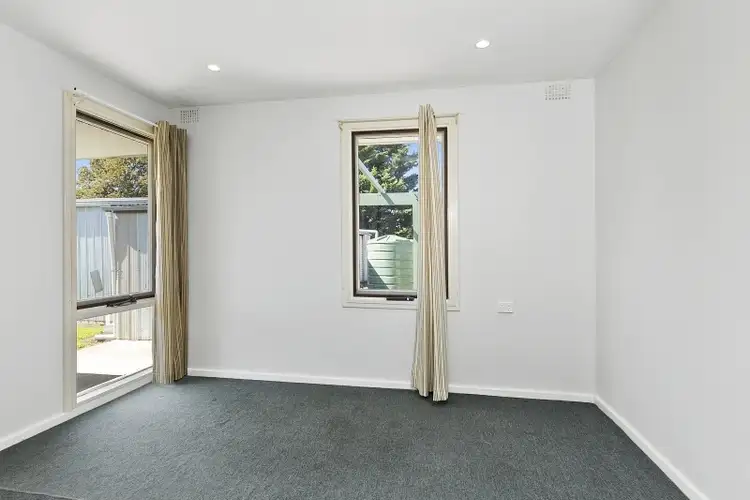 Fifth view of Homely house listing, 5 Caoura Place, Goulburn NSW 2580