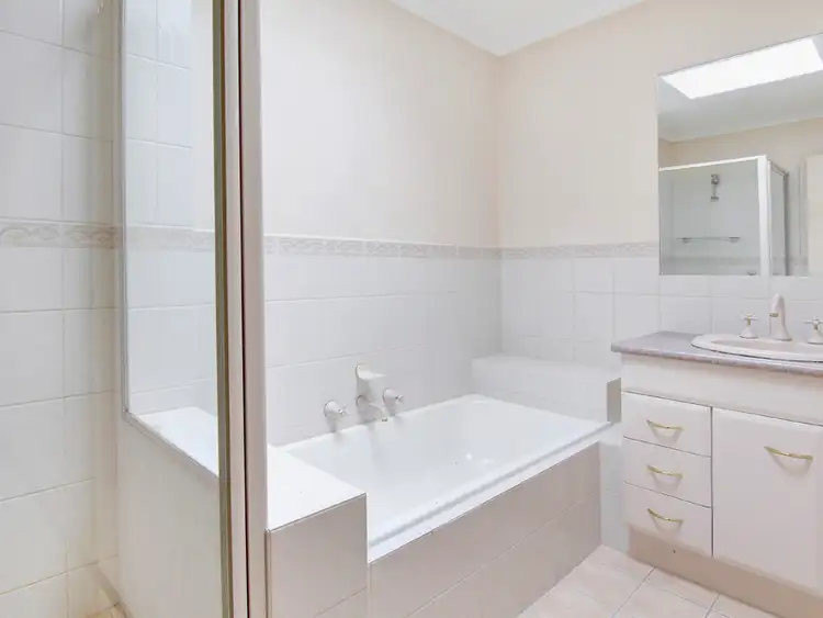 Sixth view of Homely unit listing, 2/40 Williams Street, Frankston VIC 3199