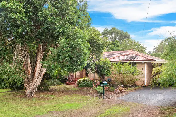 12 Higgins Street, Margaret River WA 6285