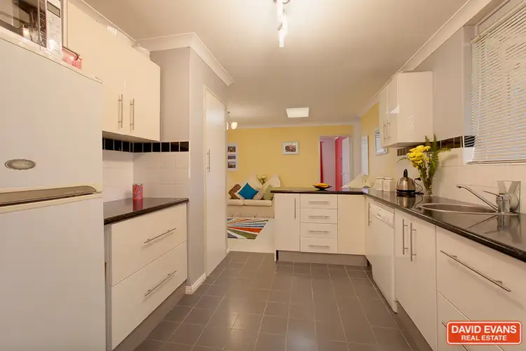 20 Quindalup Court, Hillman WA 6168