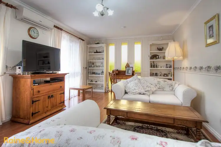 Fifth view of Homely house listing, 20 Gleneagles Drive, Sunbury VIC 3429