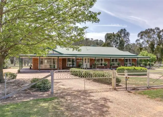 5999 Stawell-Avoca Road, Moonambel VIC 3478