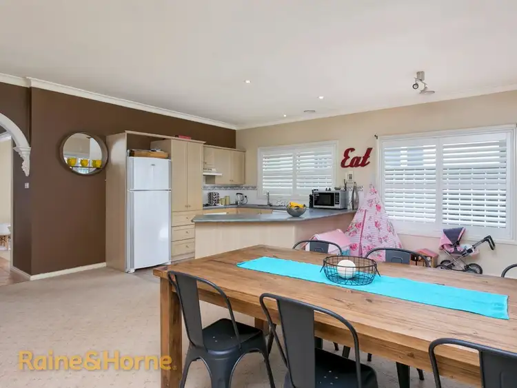 Fourth view of Homely villa listing, 1/112 Urana Street, Turvey Park NSW 2650