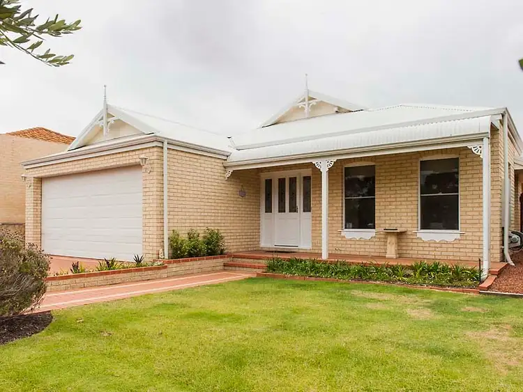 54 Lowan Loop, Karawara WA 6152