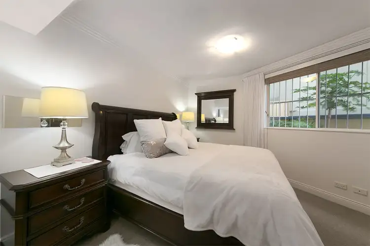 Sixth view of Homely apartment listing, 1/32 Macrossan Street, Brisbane City QLD 4000