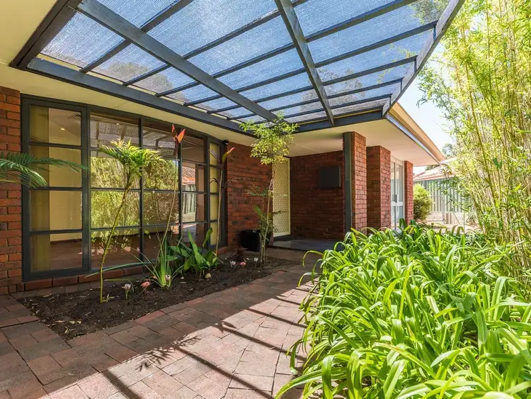 Seventh view of Homely house listing, 5 Roma Place, Lesmurdie WA 6076