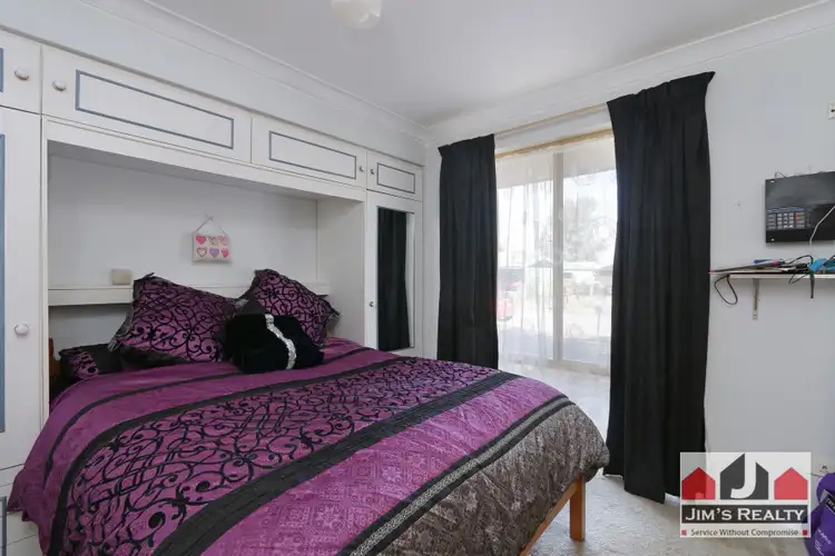 Sixth view of Homely house listing, 2 Herbert Crt, Brookdale WA 6112