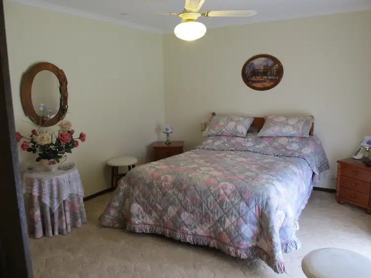Seventh view of Homely house listing, 12 Garden Avenue, Bairnsdale VIC 3875