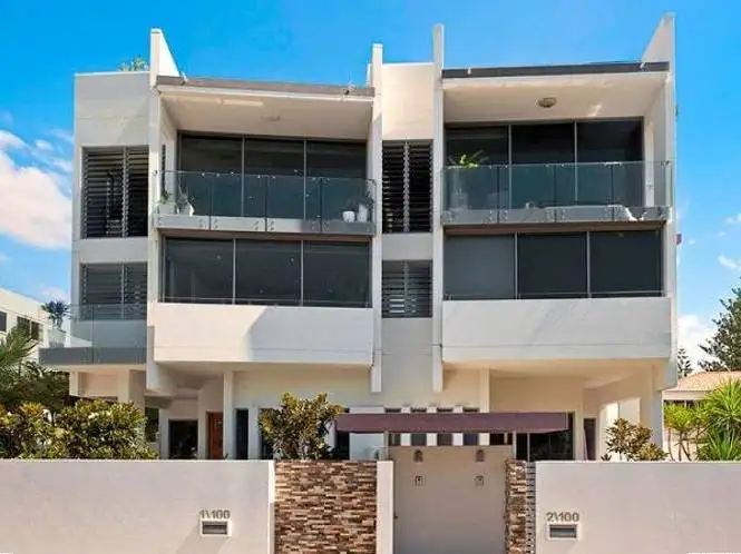 1/100 Hedges Avenue, Mermaid Beach QLD 4218