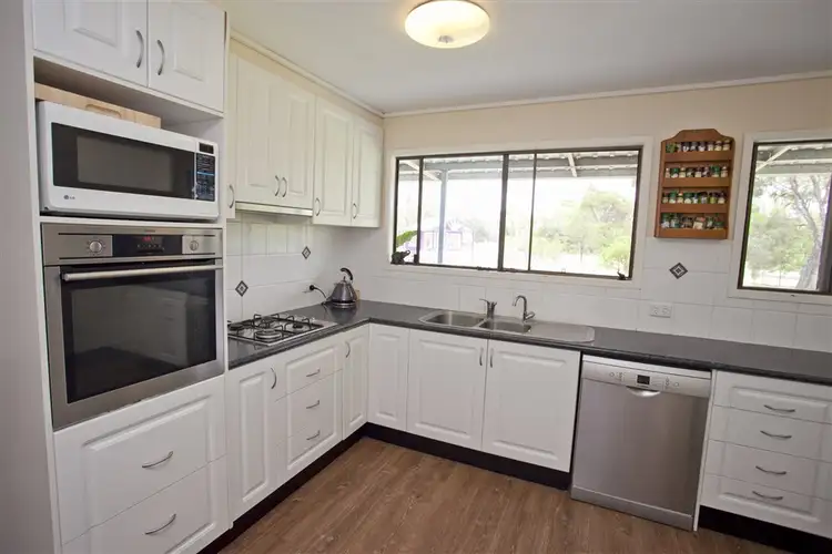 Fifth view of Homely house listing, 296 Lloyd Street, Chinchilla QLD 4413