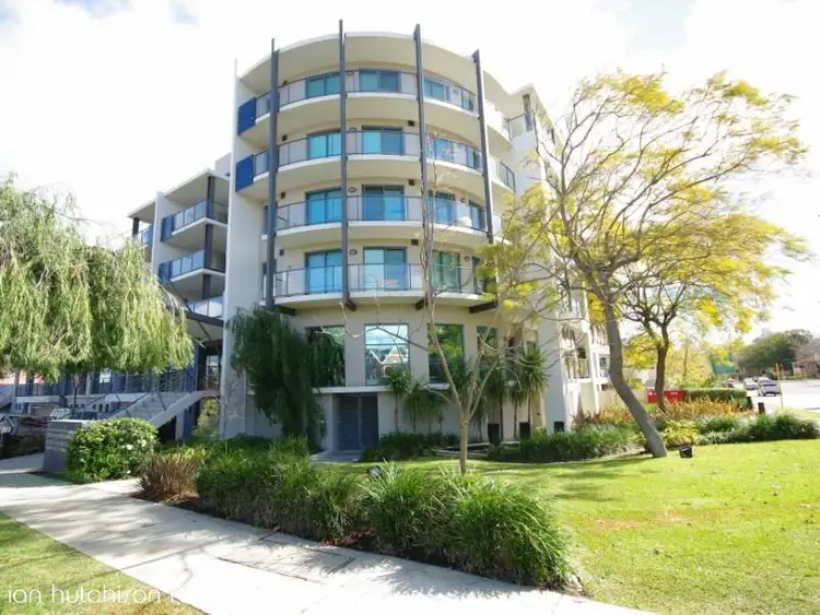 13/23 Bowman St, South Perth WA 6151