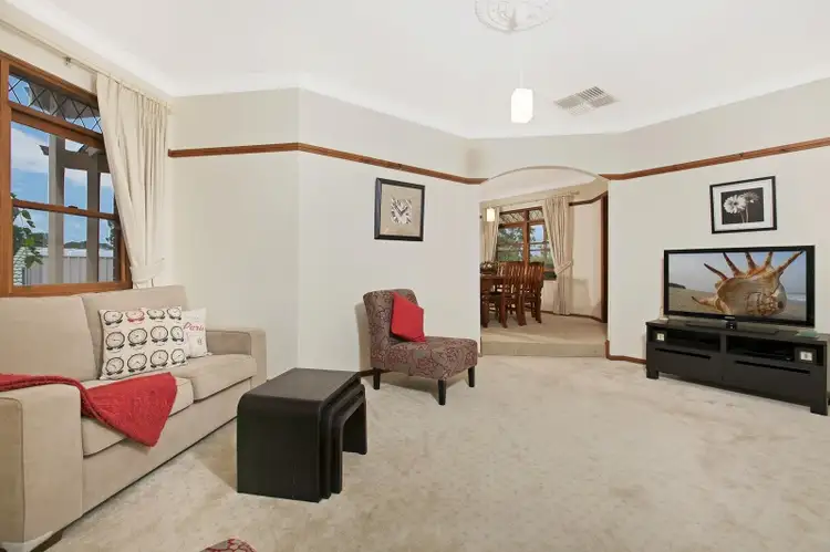Second view of Homely house listing, 5 Horseshoe Drive, Woodcroft SA 5162