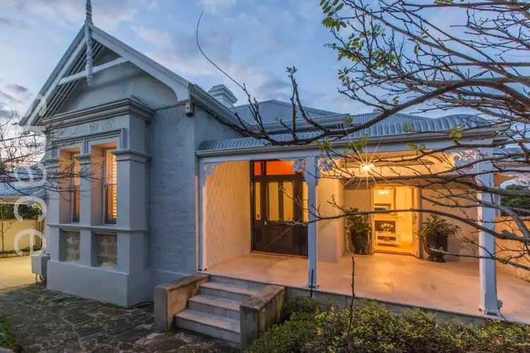 15 Shenton Road, Claremont WA 6010