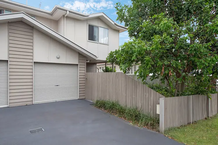 3/3 WATTLE AVENUE, Carina QLD 4152