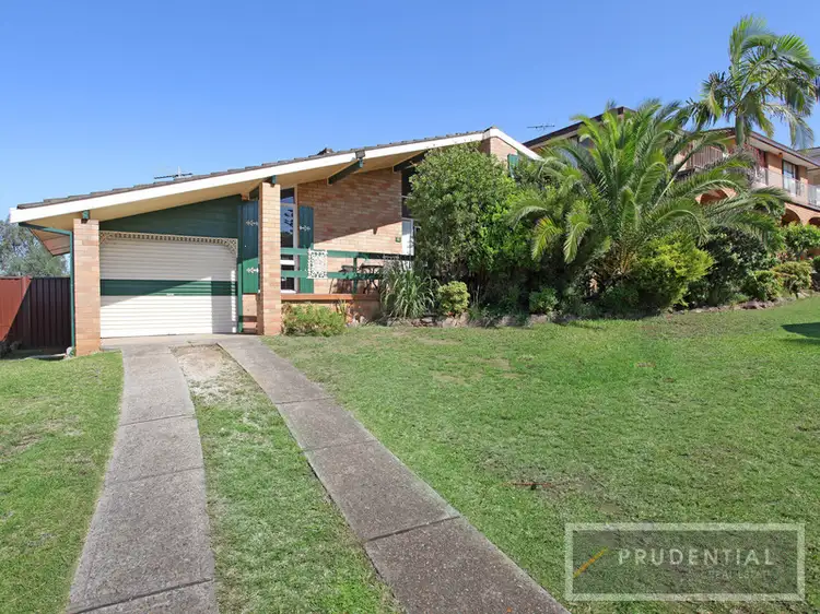 4 Segefield Place, Casula NSW 2170
