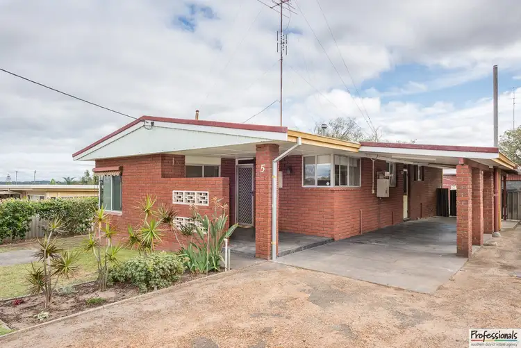 5 Rosamond Street, Australind WA 6233