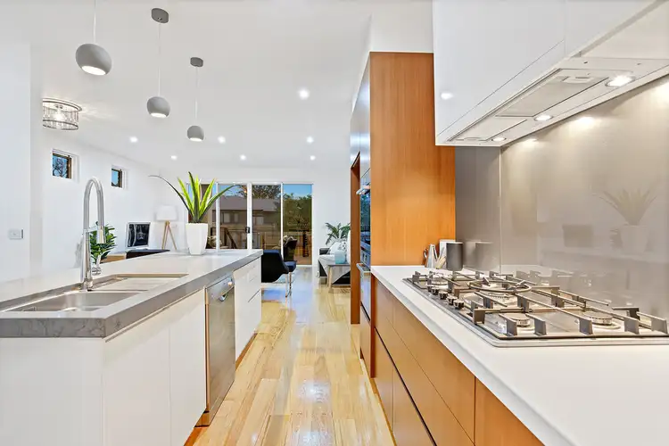 10 Civic Pde, Seaholme VIC 3018