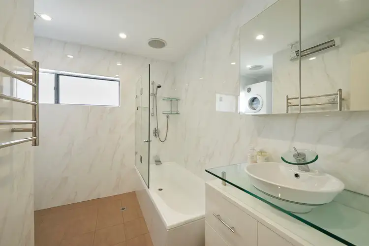 Fifth view of Homely apartment listing, 11/52 Penkivil Street, Bondi NSW 2026