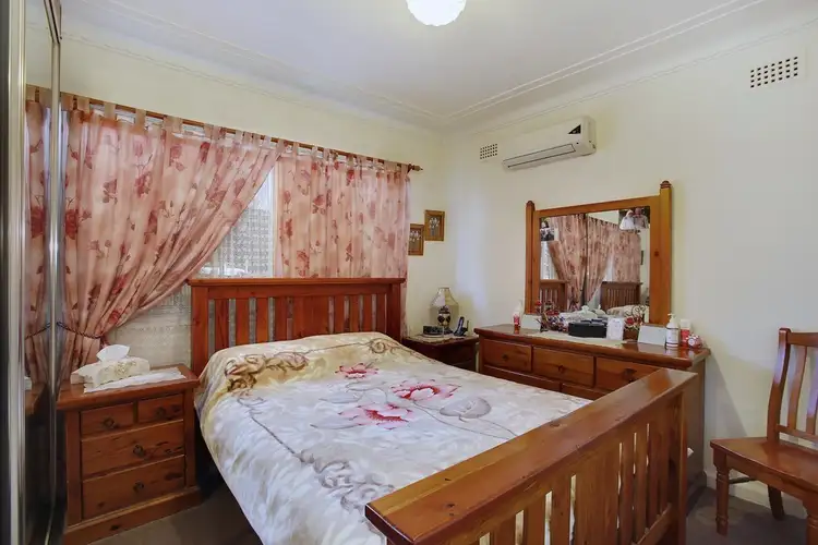 Fifth view of Homely house listing, 8 Fields Road, Macquarie Fields NSW 2564