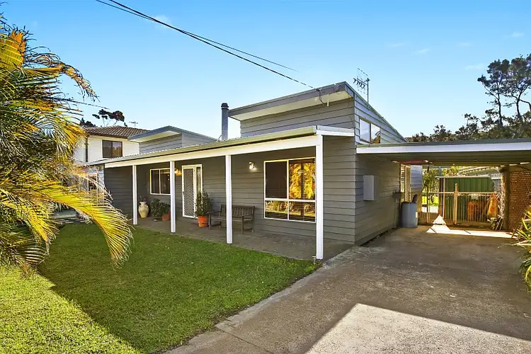 Second view of Homely house listing, 28 Del Mar Drive, Copacabana NSW 2251