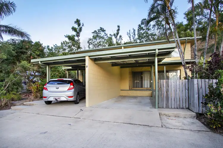 8 Duell Road, Cannonvale QLD 4802