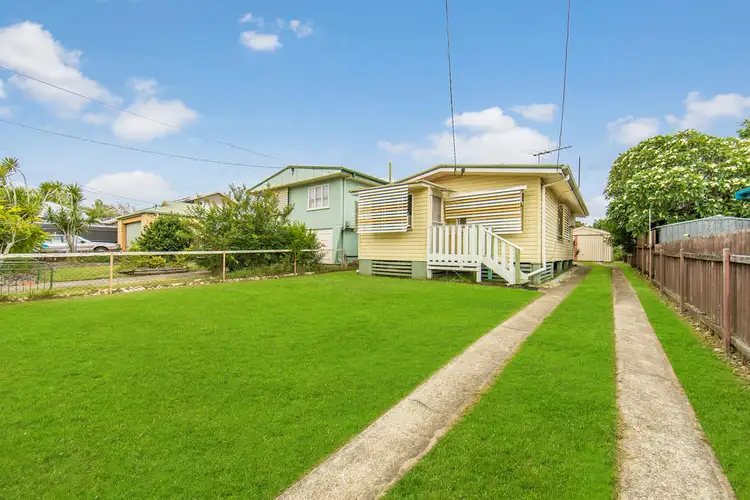 27 Ada Street, Margate QLD 4019