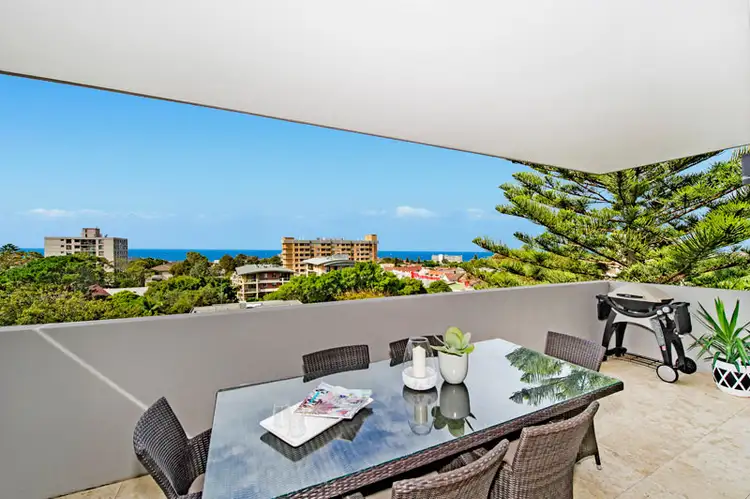 Sixth view of Homely apartment listing, 31/64 Penkivil Street, Bondi NSW 2026