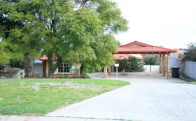10 Island Retreat, Ballajura WA 6066