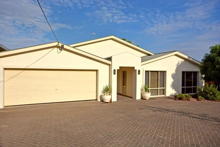 13 Ross Crescent, Griffith NSW 2680