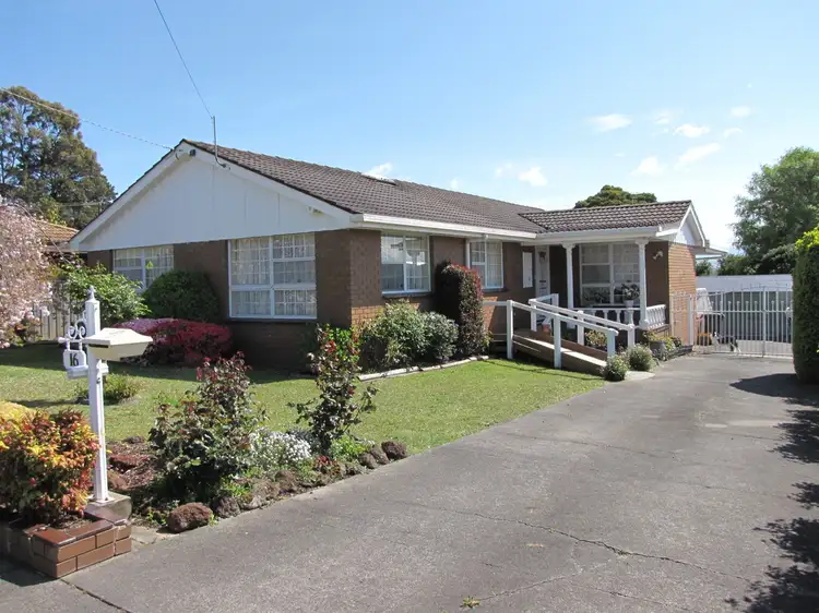 16 Tovell Street, Newborough VIC 3825