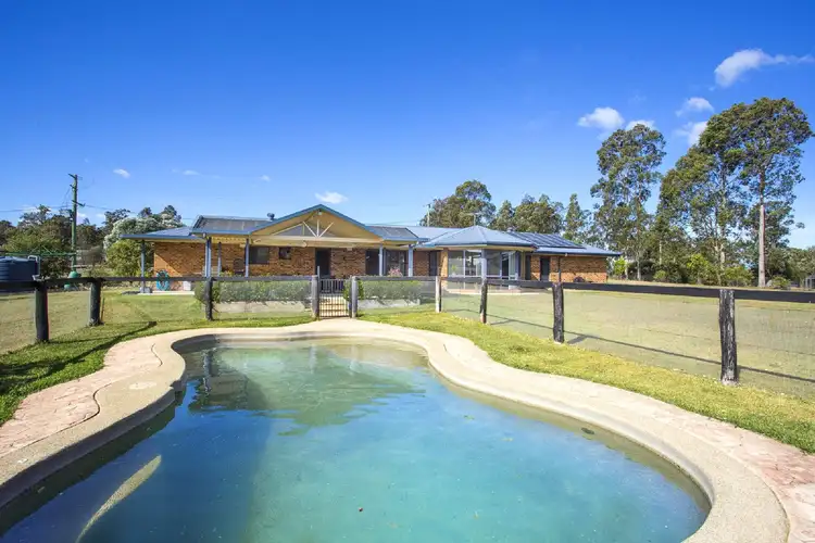 Fifth view of Homely house listing, 2 Highfield Way, Branxton NSW 2335