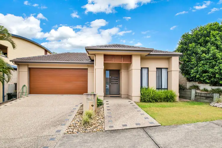 111 Bayswater Avenue, Varsity Lakes QLD 4227