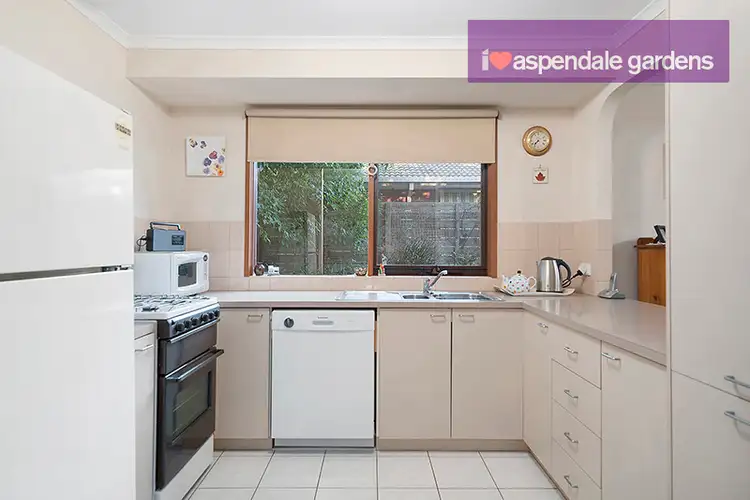 Second view of Homely house listing, 32/3 McIntosh Court, Aspendale Gardens VIC 3195