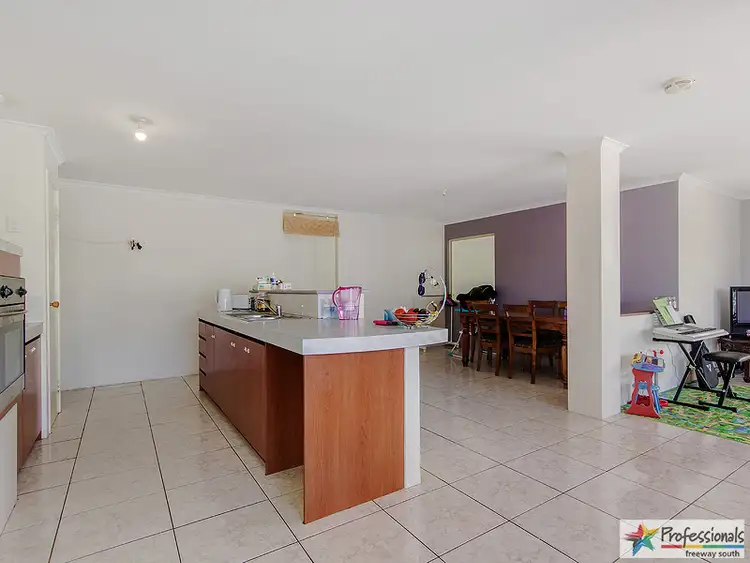 Fourth view of Homely house listing, 17 Lincoln Mews, Orelia WA 6167