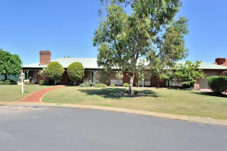 Second view of Homely house listing, 18 Fernando Place, Safety Bay WA 6169