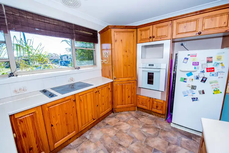 Fifth view of Homely house listing, 10 Holms Place, Anna Bay NSW 2316