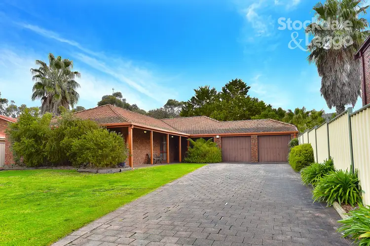 6 Irving Close, Greenvale VIC 3059