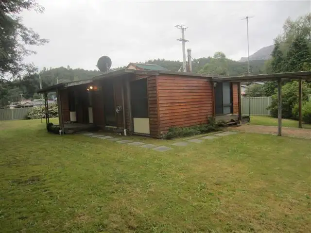 129 Esplanade, Queenstown TAS 7467