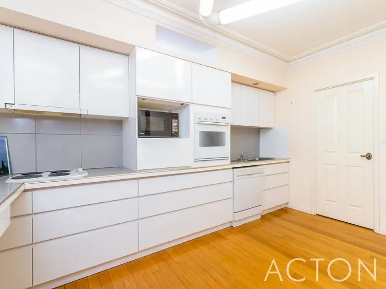 Fifth view of Homely apartment listing, 3/8 Johnston Street, Peppermint Grove WA 6011